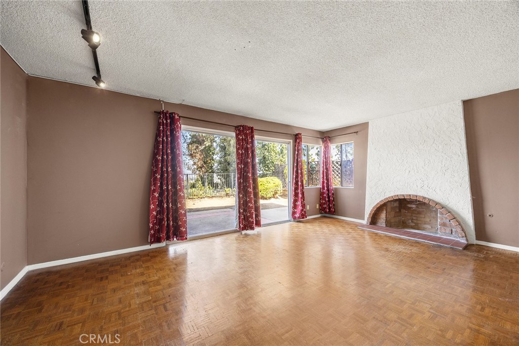 6631 E Princeton Avenue