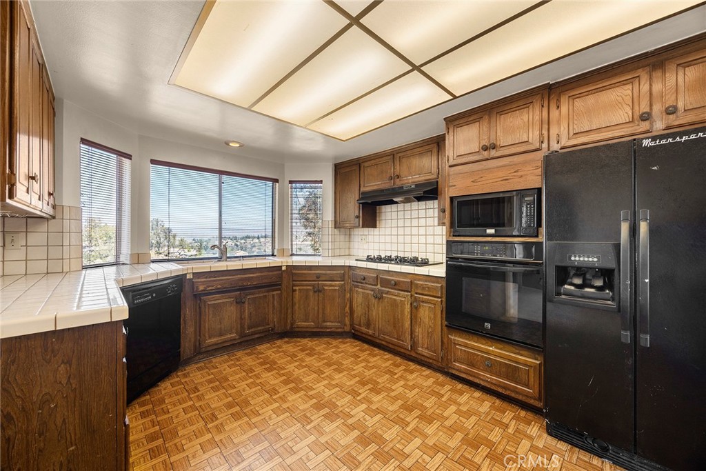 6631 E Princeton Avenue