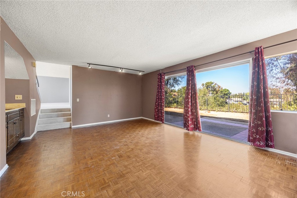 6631 E Princeton Avenue