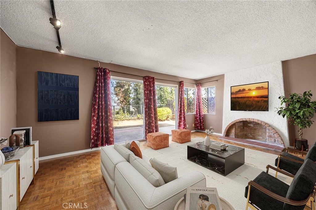 6631 E Princeton Avenue