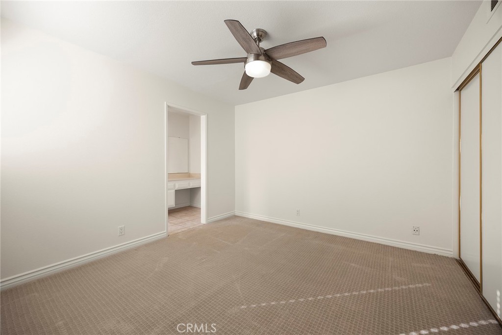 532 S Westford