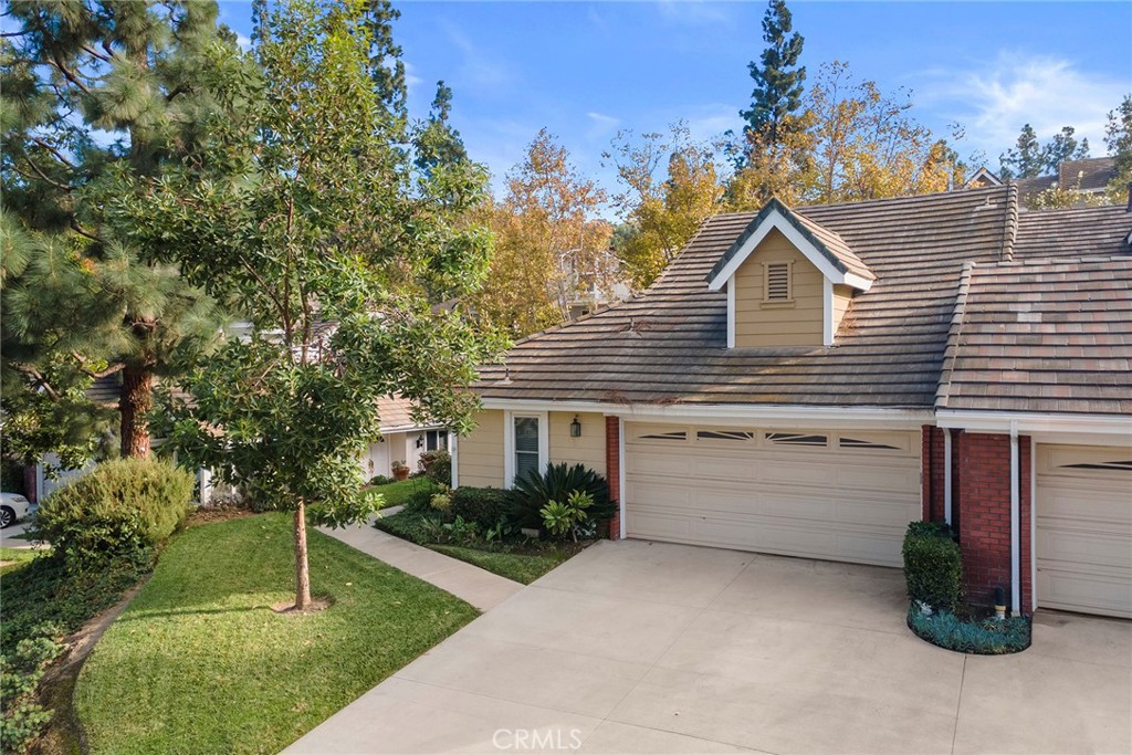 532 S Westford