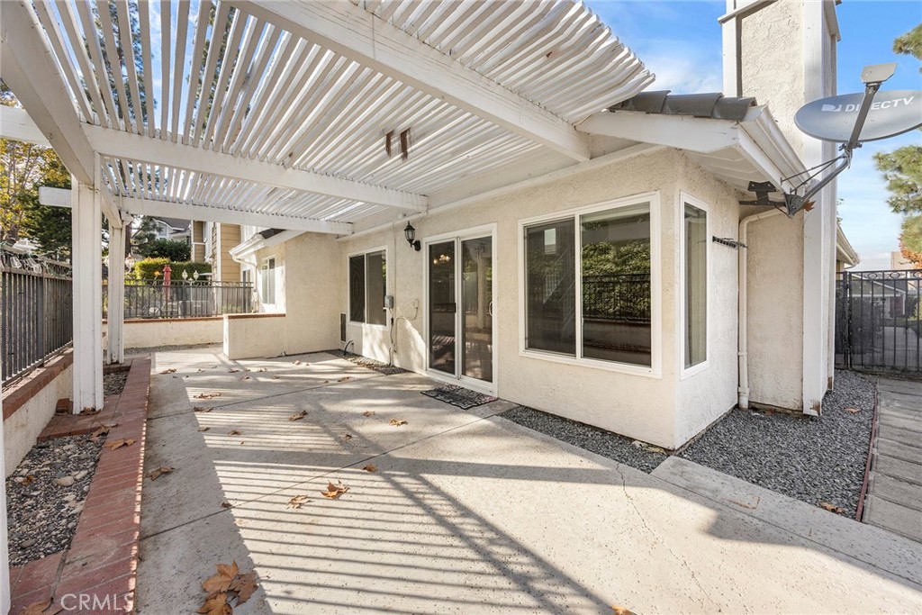 532 S Westford