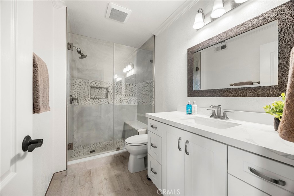 10460 E Briar Oaks B