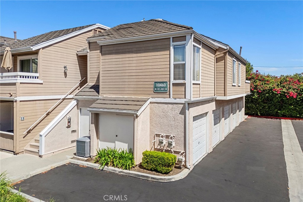 10460 E Briar Oaks B