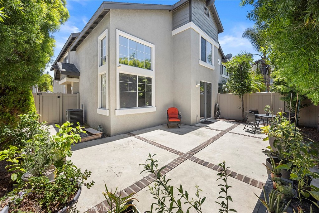 3423 E White Chapel Court E
