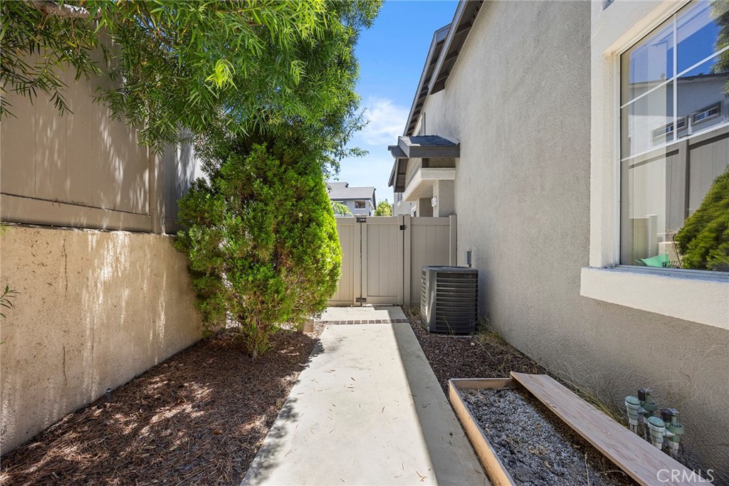 3423 E White Chapel Court E