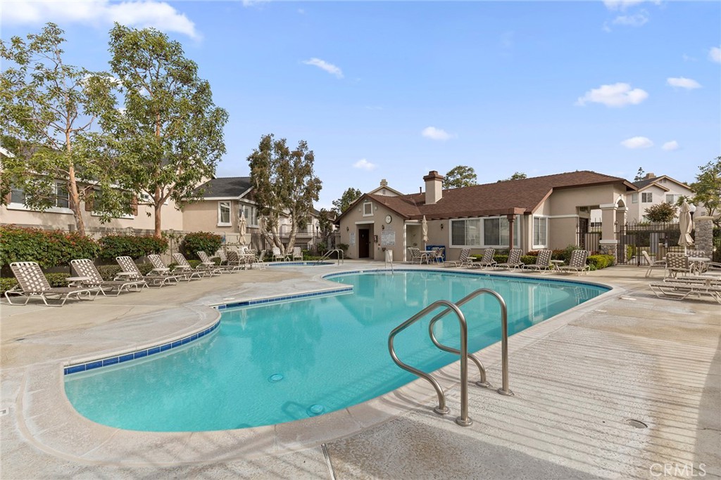 3423 E White Chapel Court E