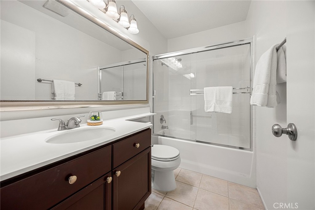 3423 E White Chapel Court E