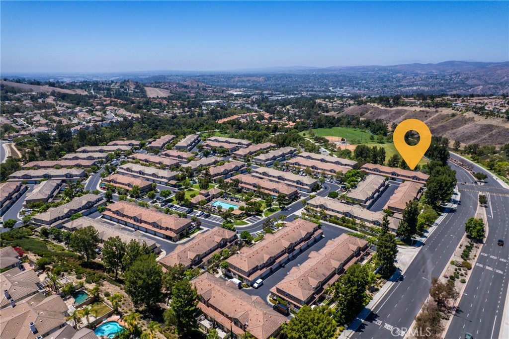 8567 E Tioga
