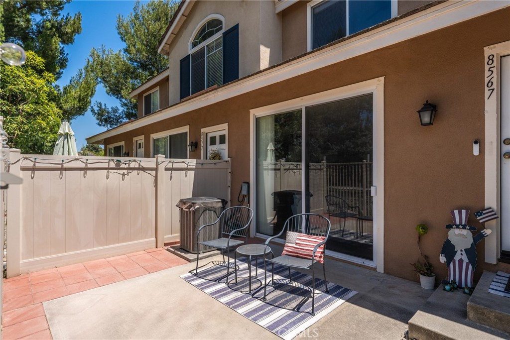 8567 E Tioga