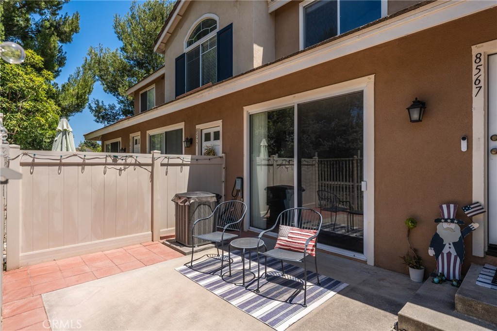8567 E Tioga