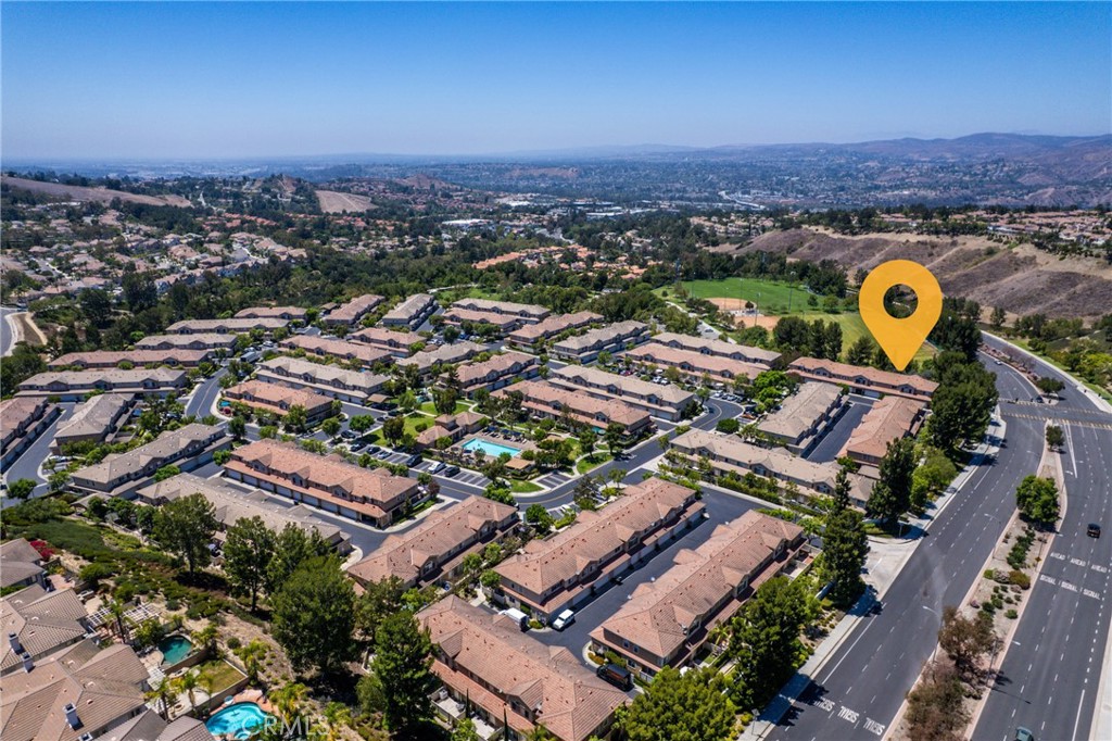 8567 E Tioga