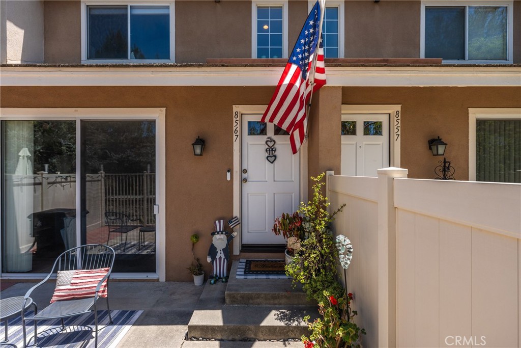 8567 E Tioga