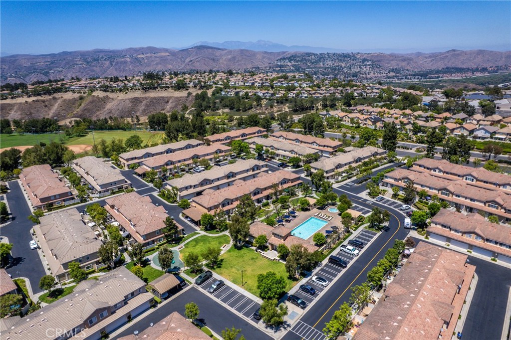 8567 E Tioga