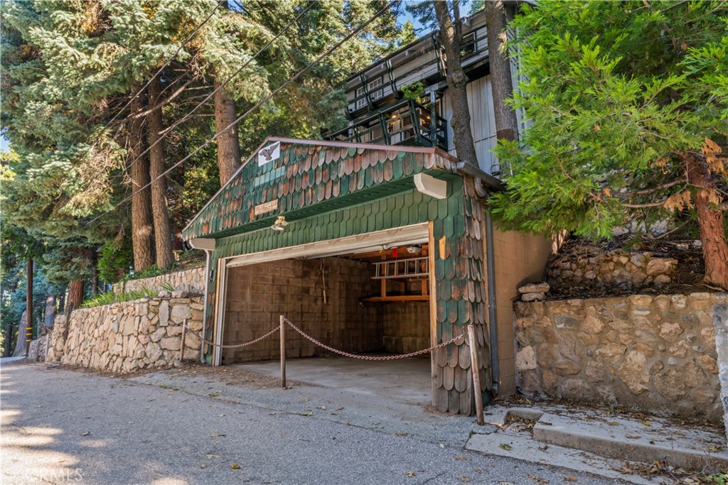765 Knight Court