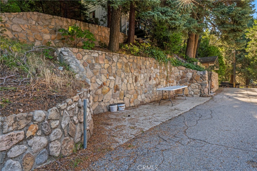 765 Knight Court