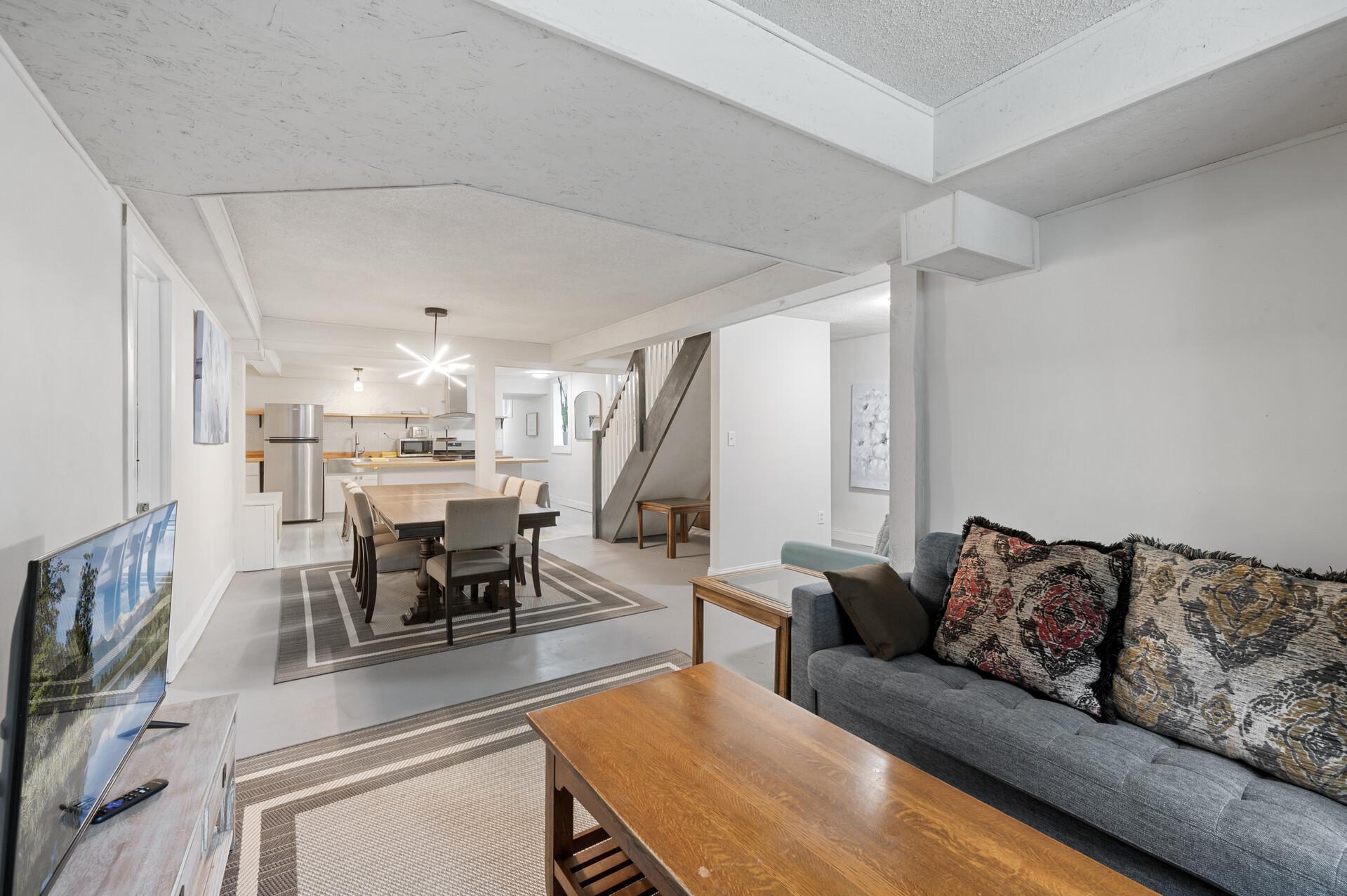 2440 Blaisdell Avenue