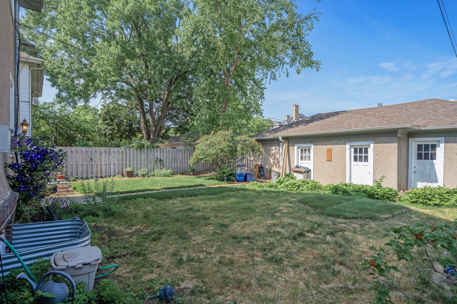 2440 Blaisdell Avenue