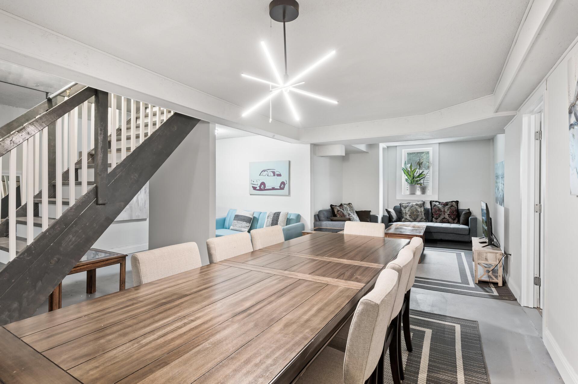 2440 Blaisdell Avenue