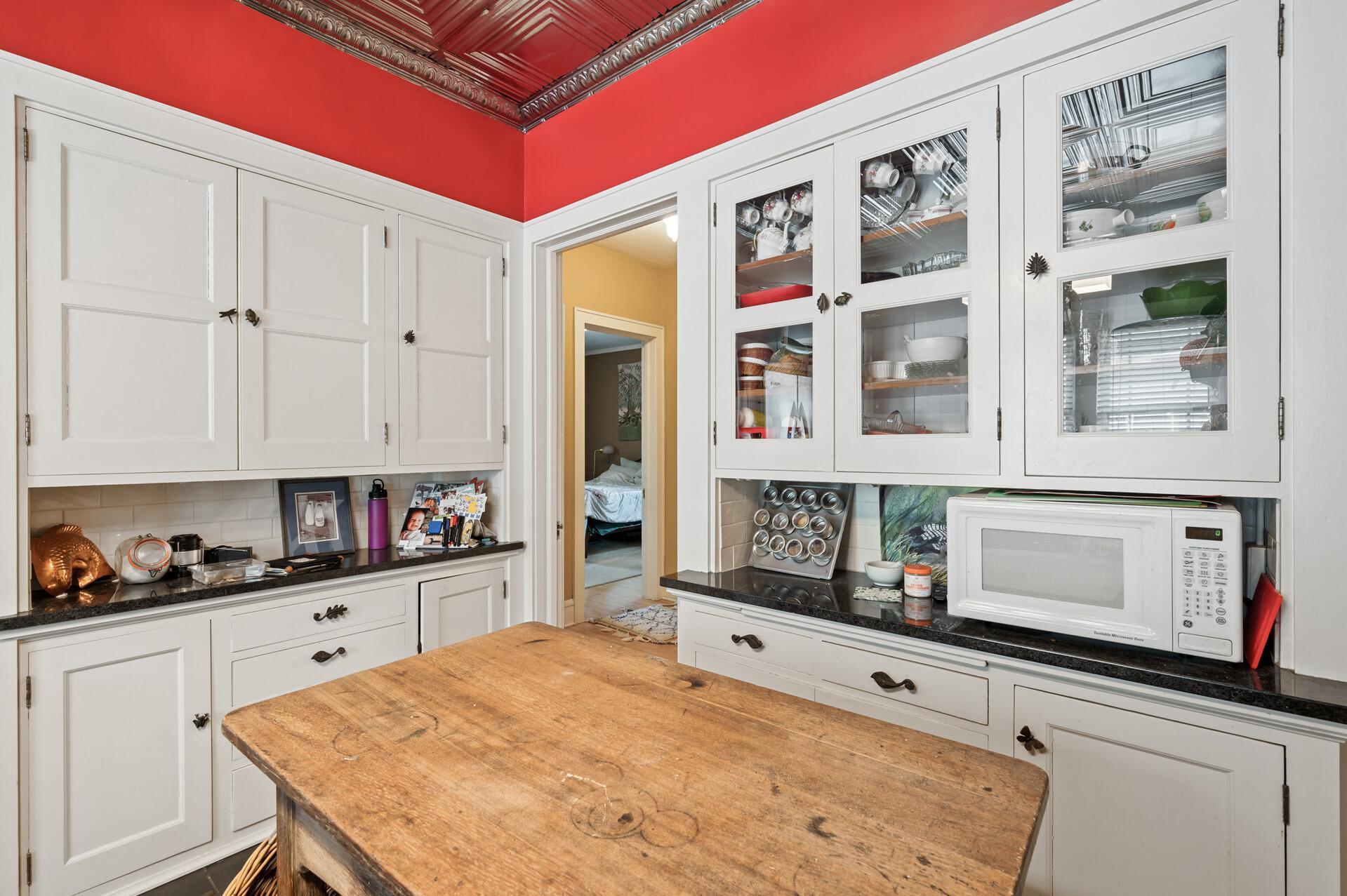 2440 Blaisdell Avenue