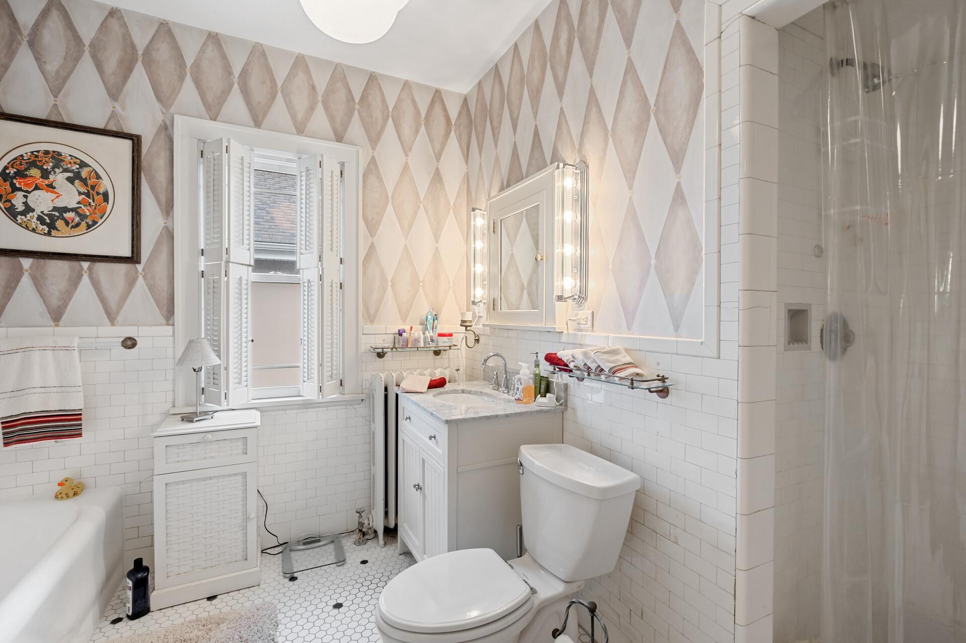 2440 Blaisdell Avenue