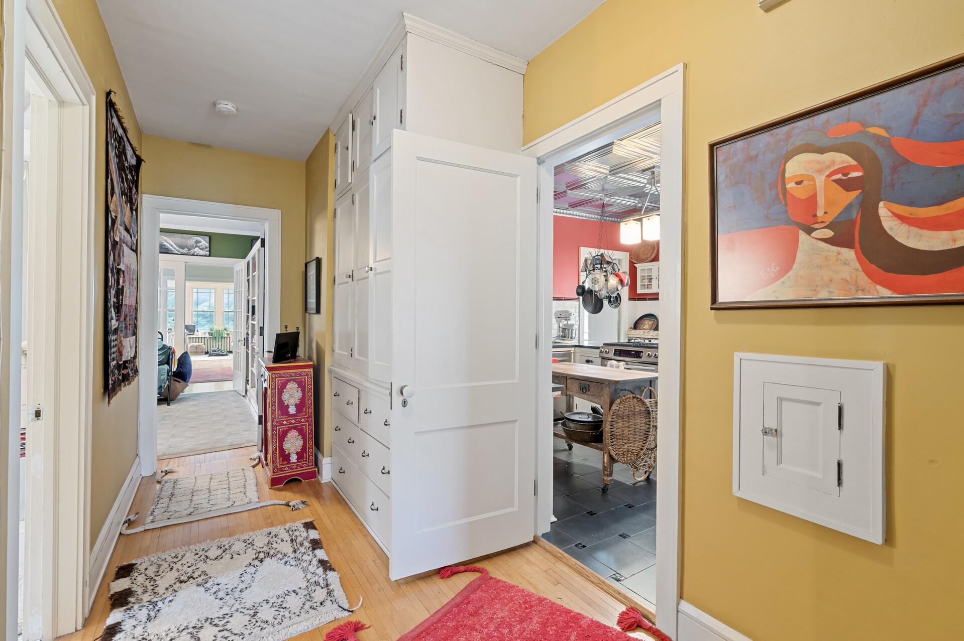 2440 Blaisdell Avenue