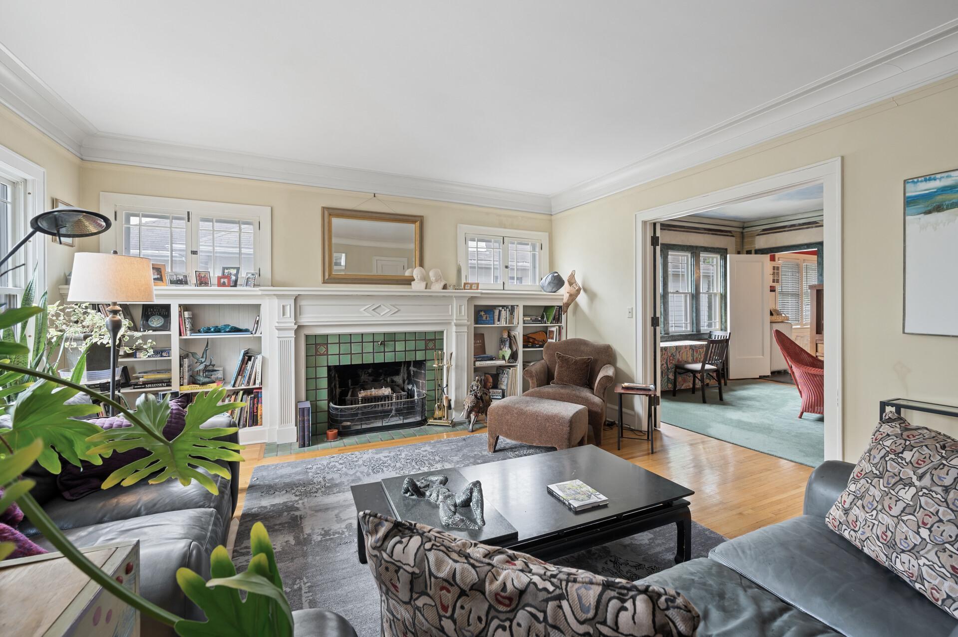 2440 Blaisdell Avenue