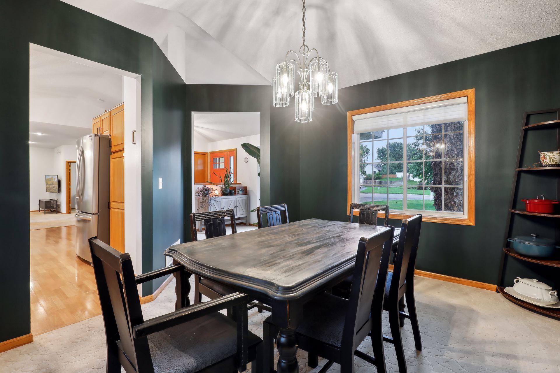 15777 Cardinal Circle