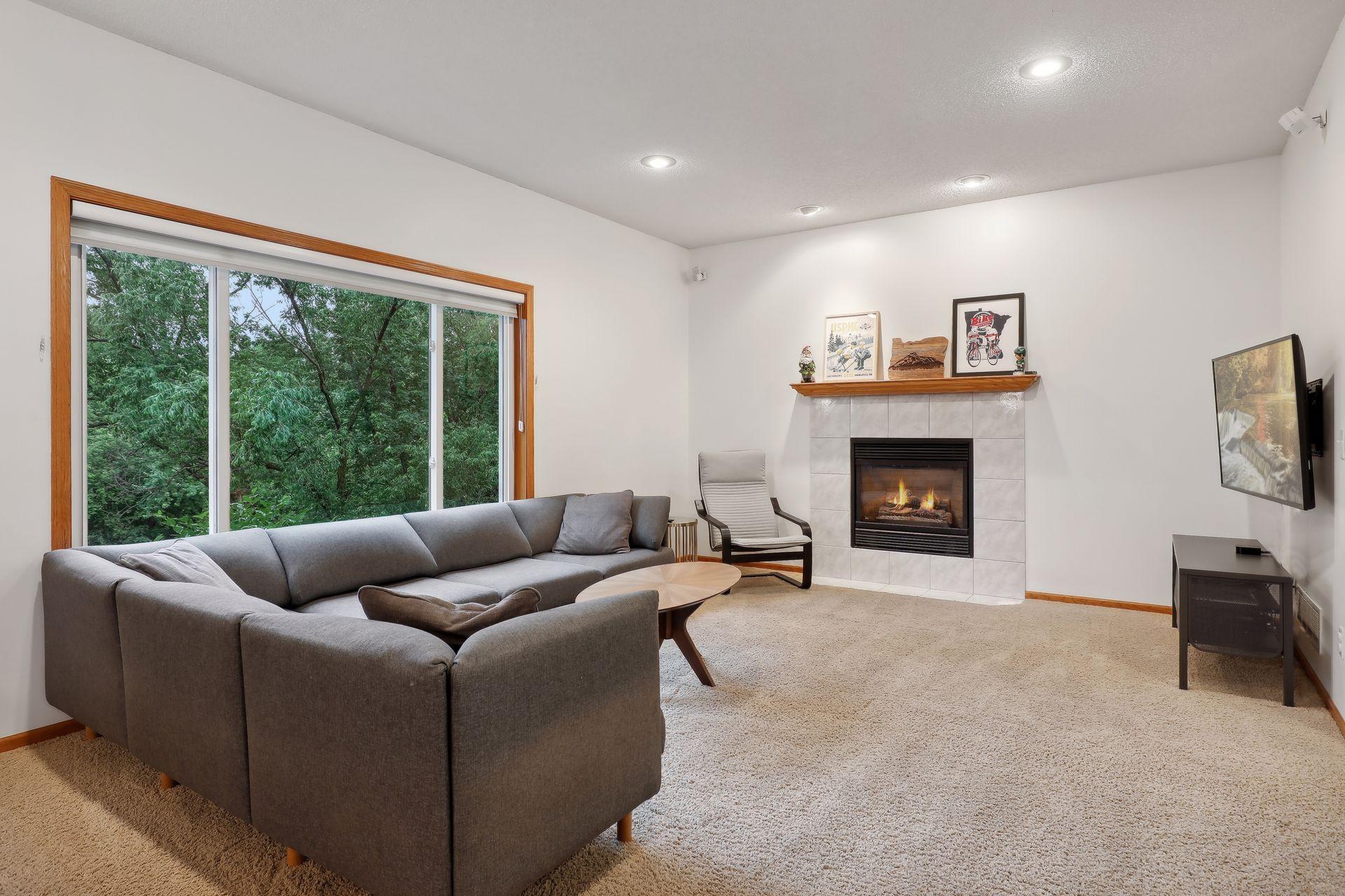 15777 Cardinal Circle