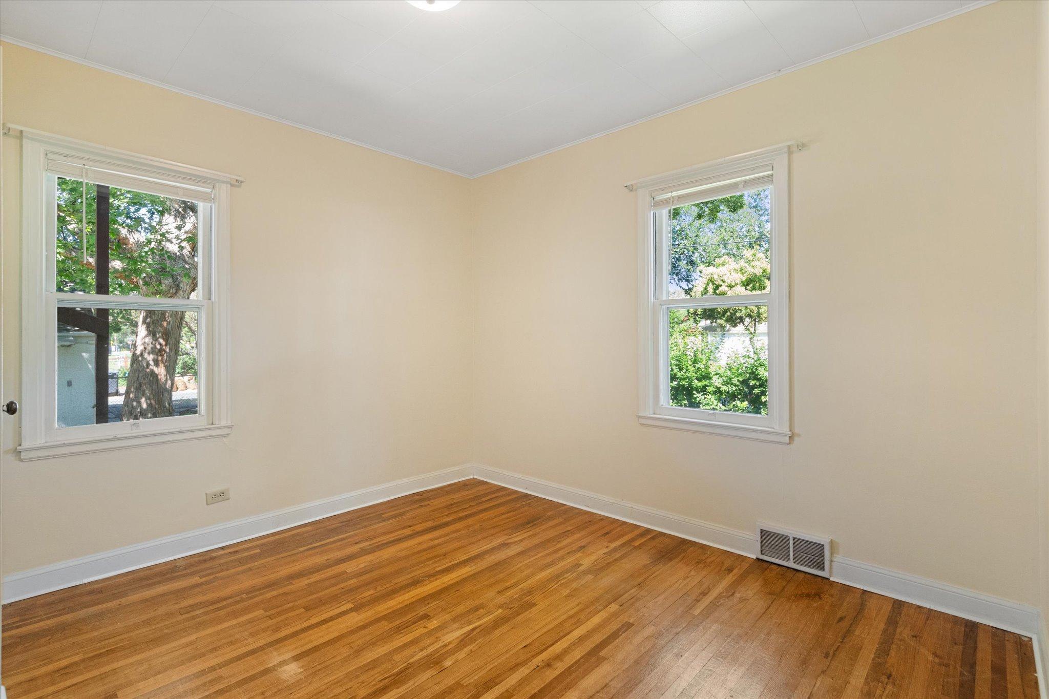 1948 Garfield Street NE