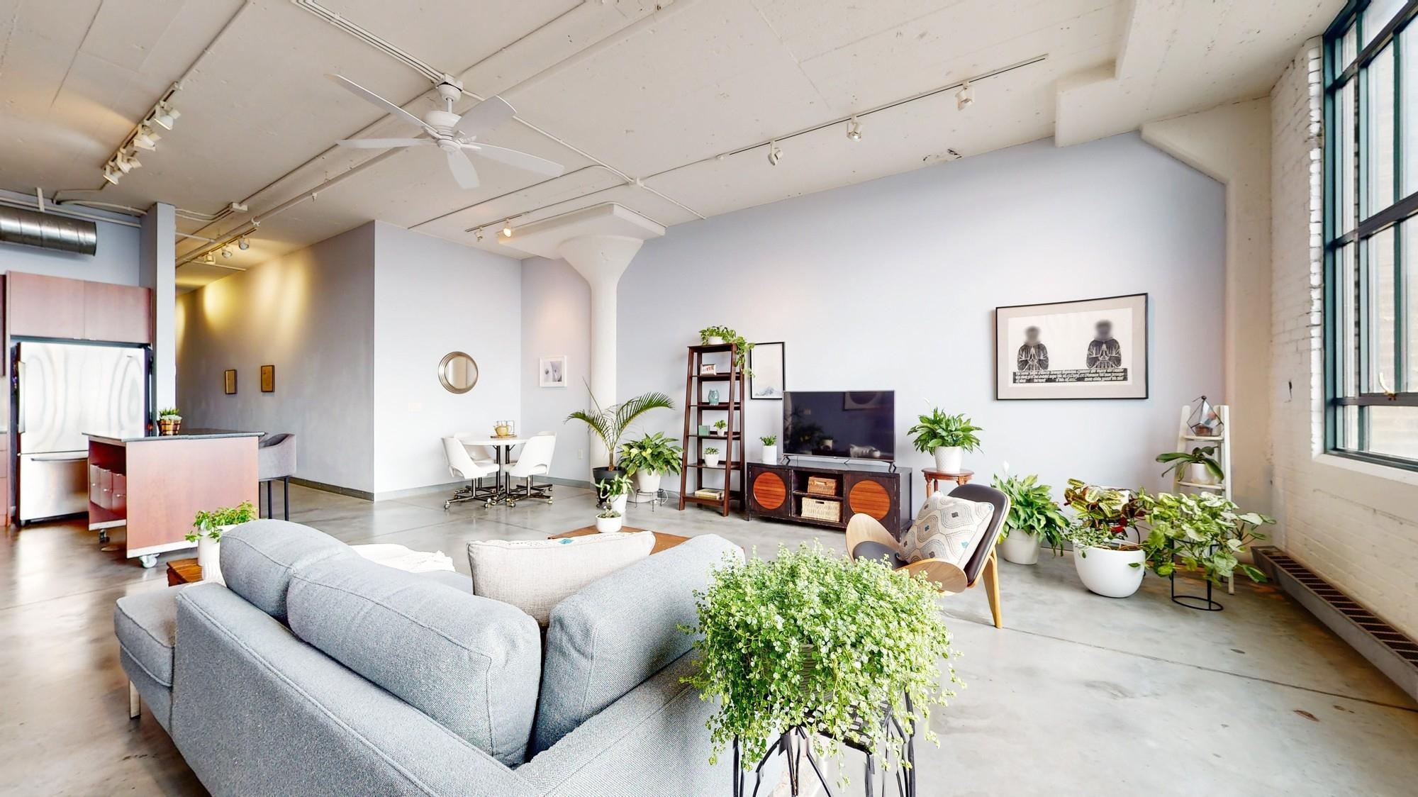 2929 Chicago Avenue Unit: 1102