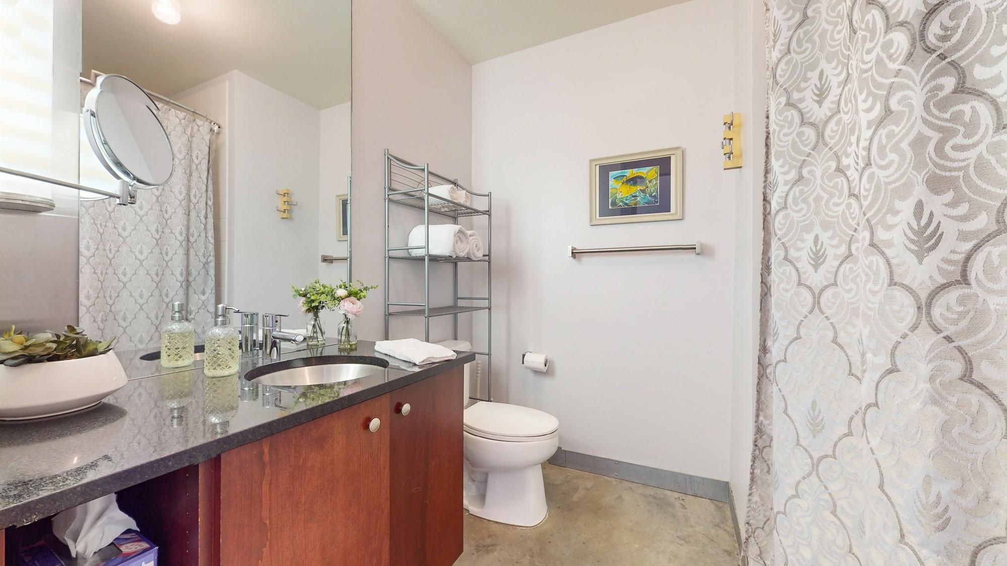 2929 Chicago Avenue Unit: 1102