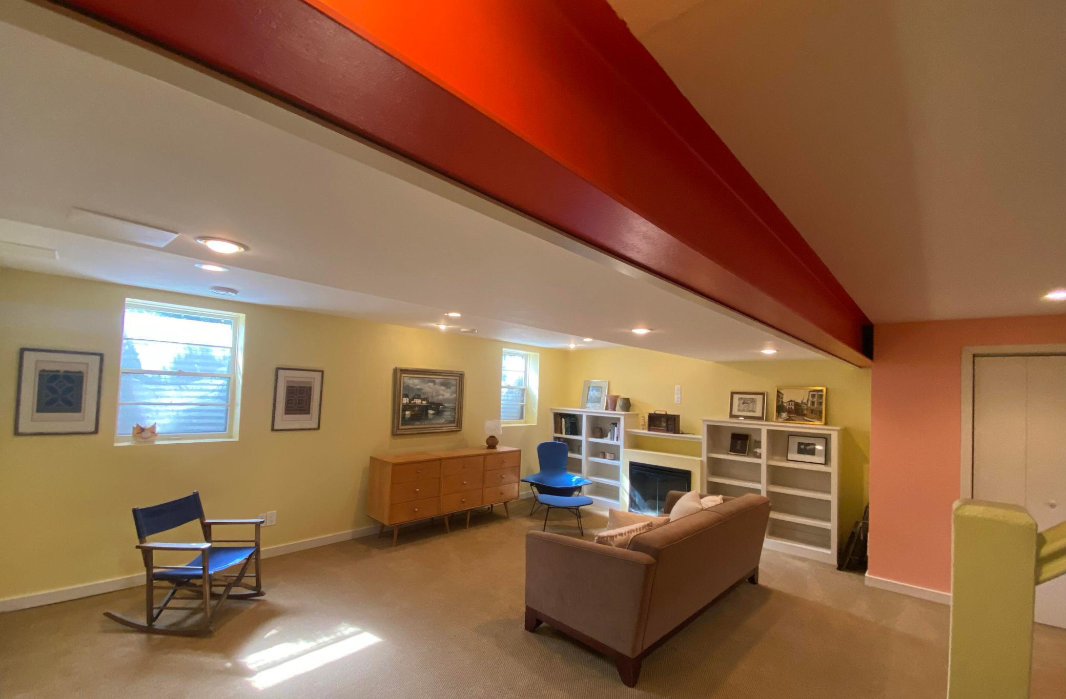 650 Mount Curve Boulevard