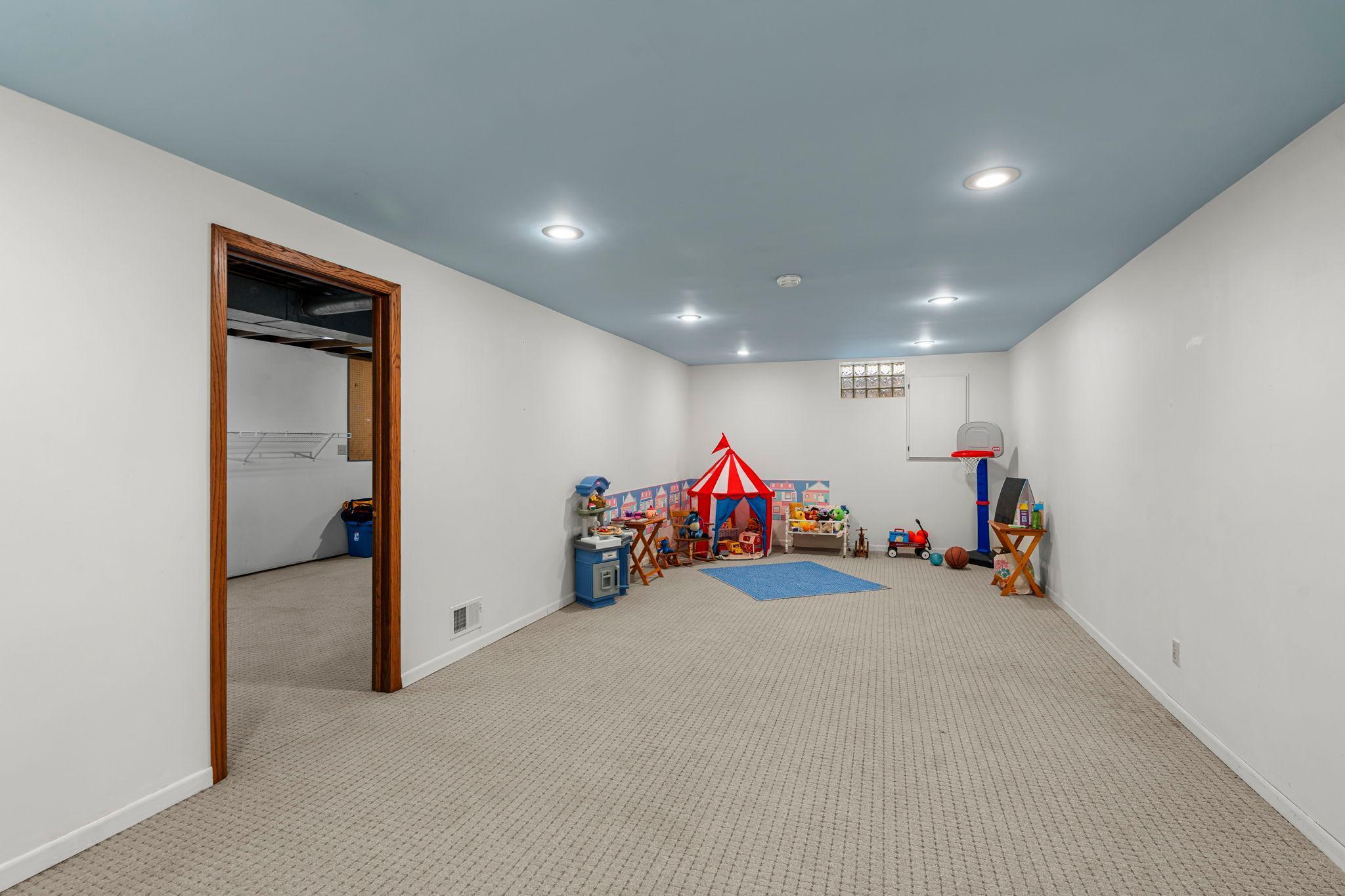 9333 Colorado Circle