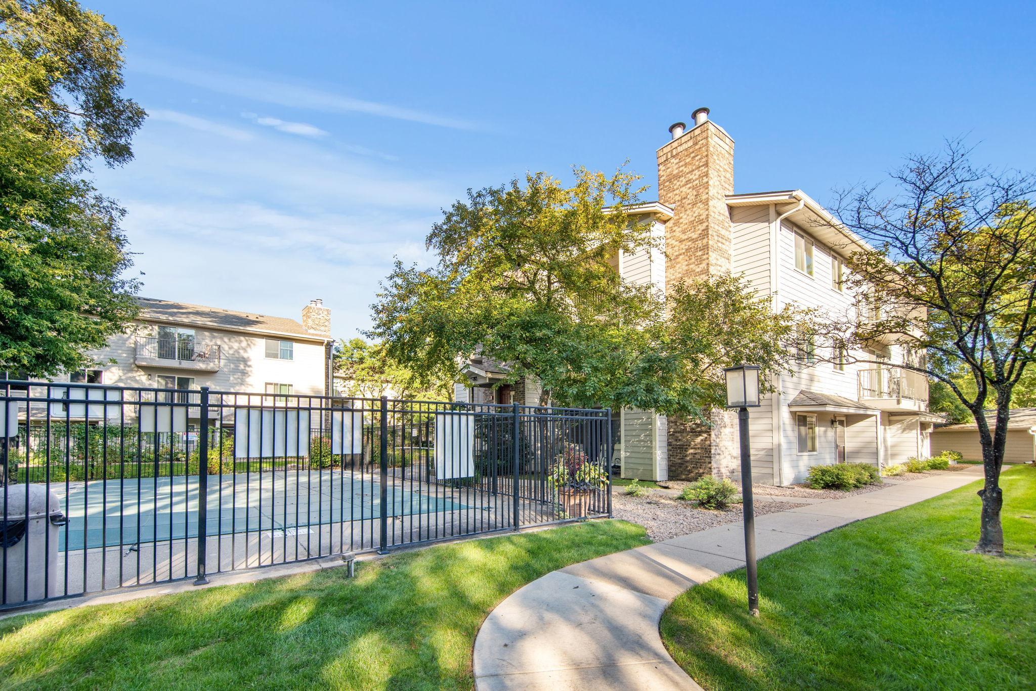 2140 Ridge Drive Unit: 24