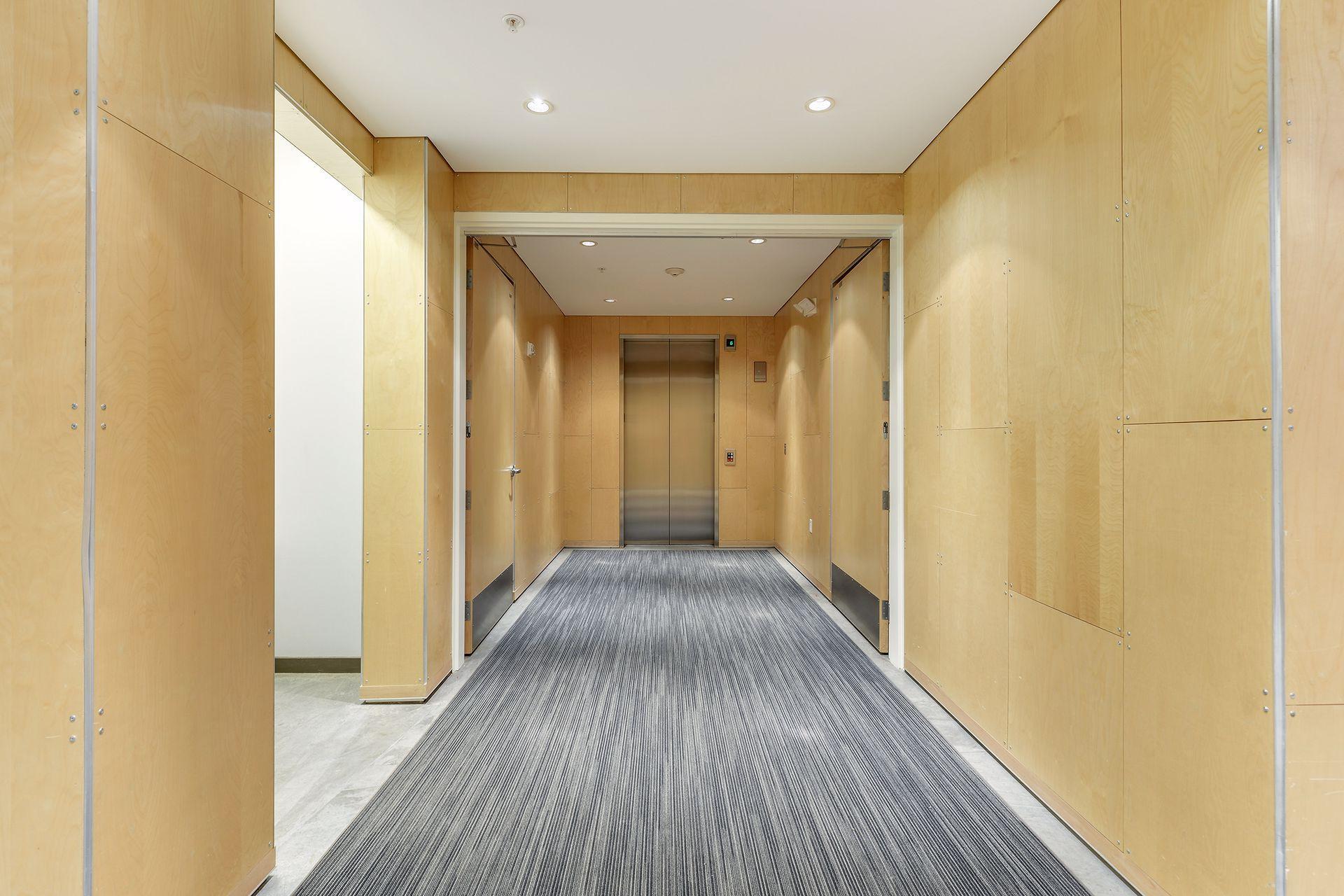 2840 Bryant Avenue S Unit: E107