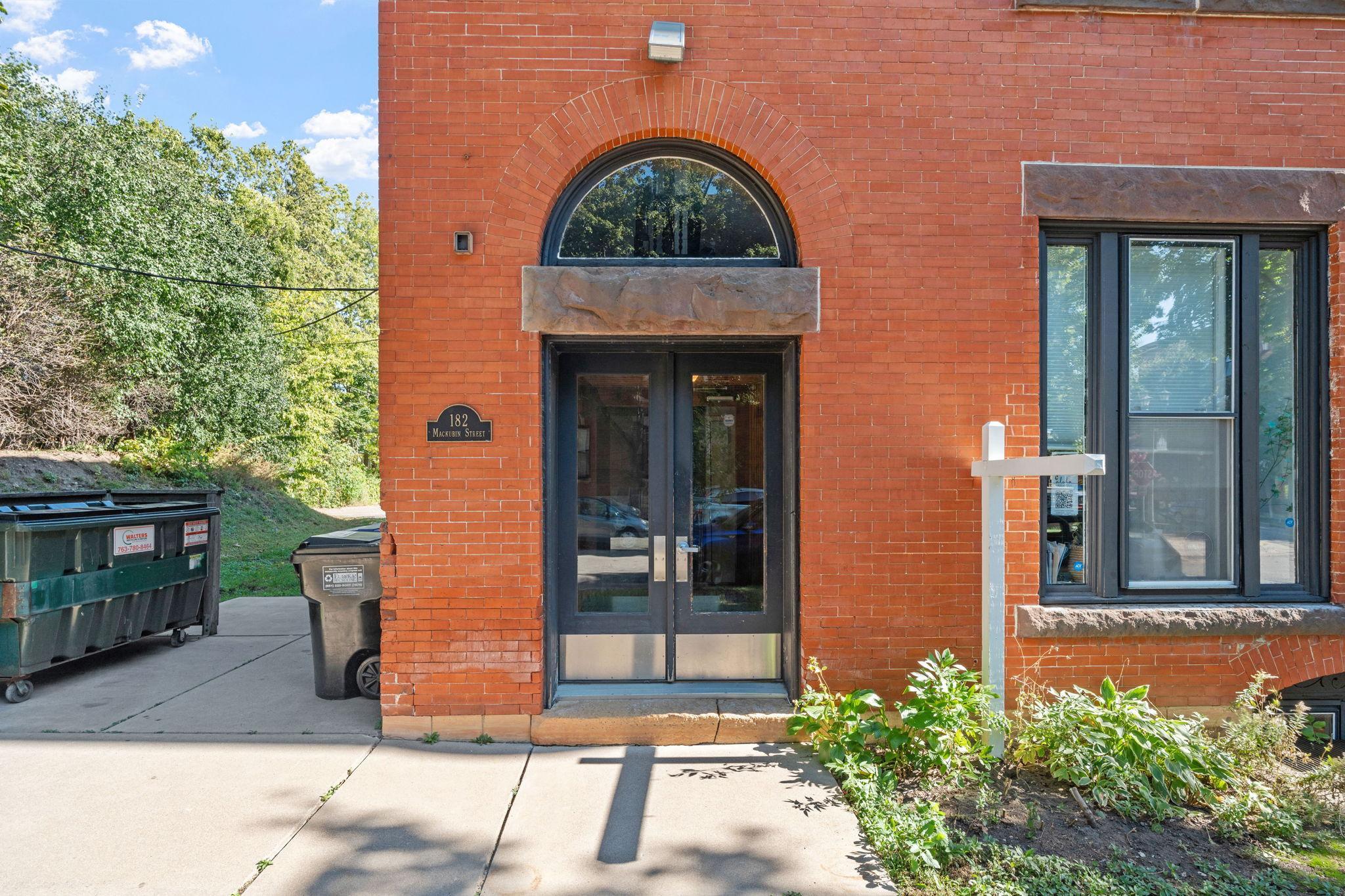 182 Mackubin Street Unit: 1