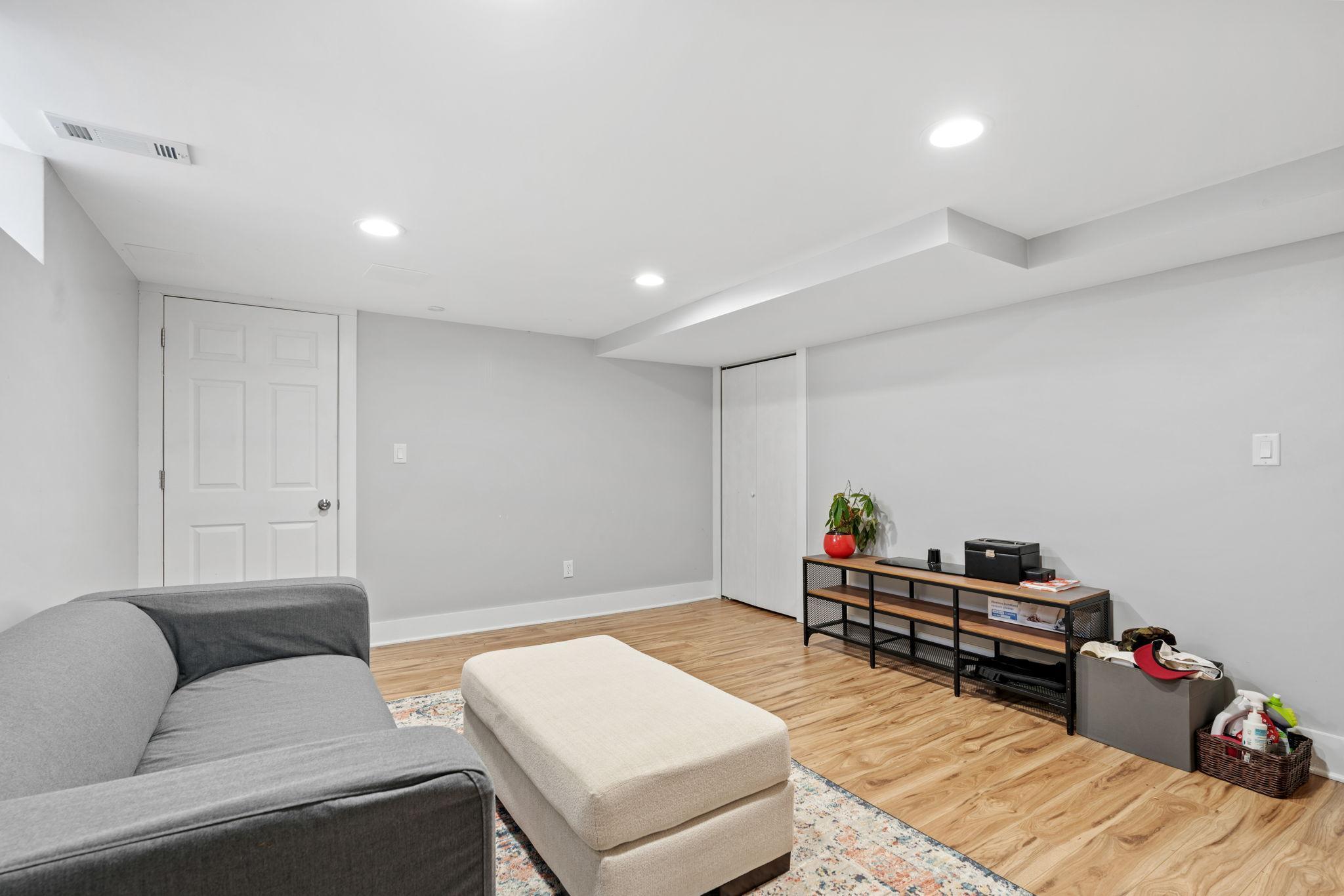 5801 Blaisdell Avenue