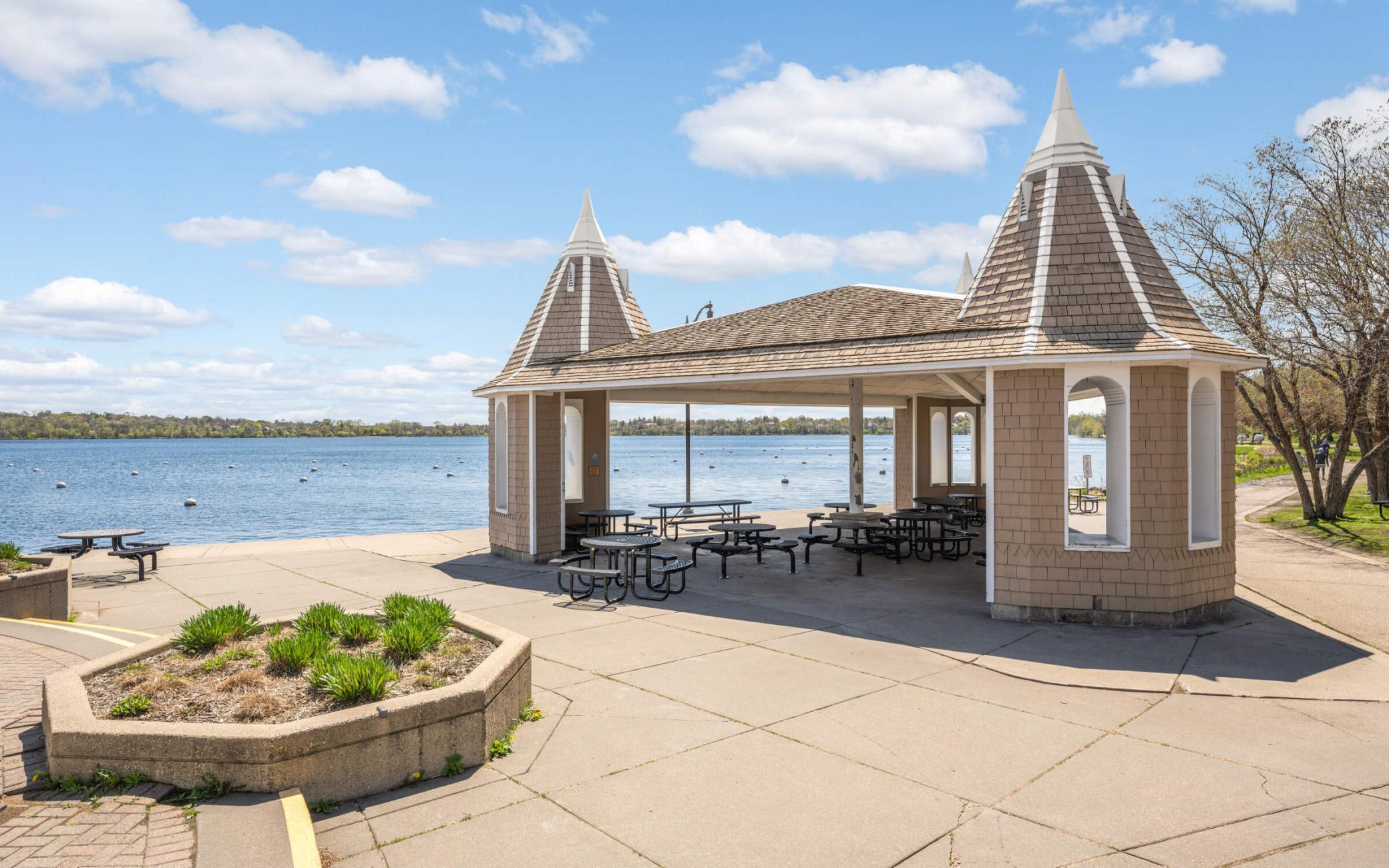 4637 Aldrich Avenue S