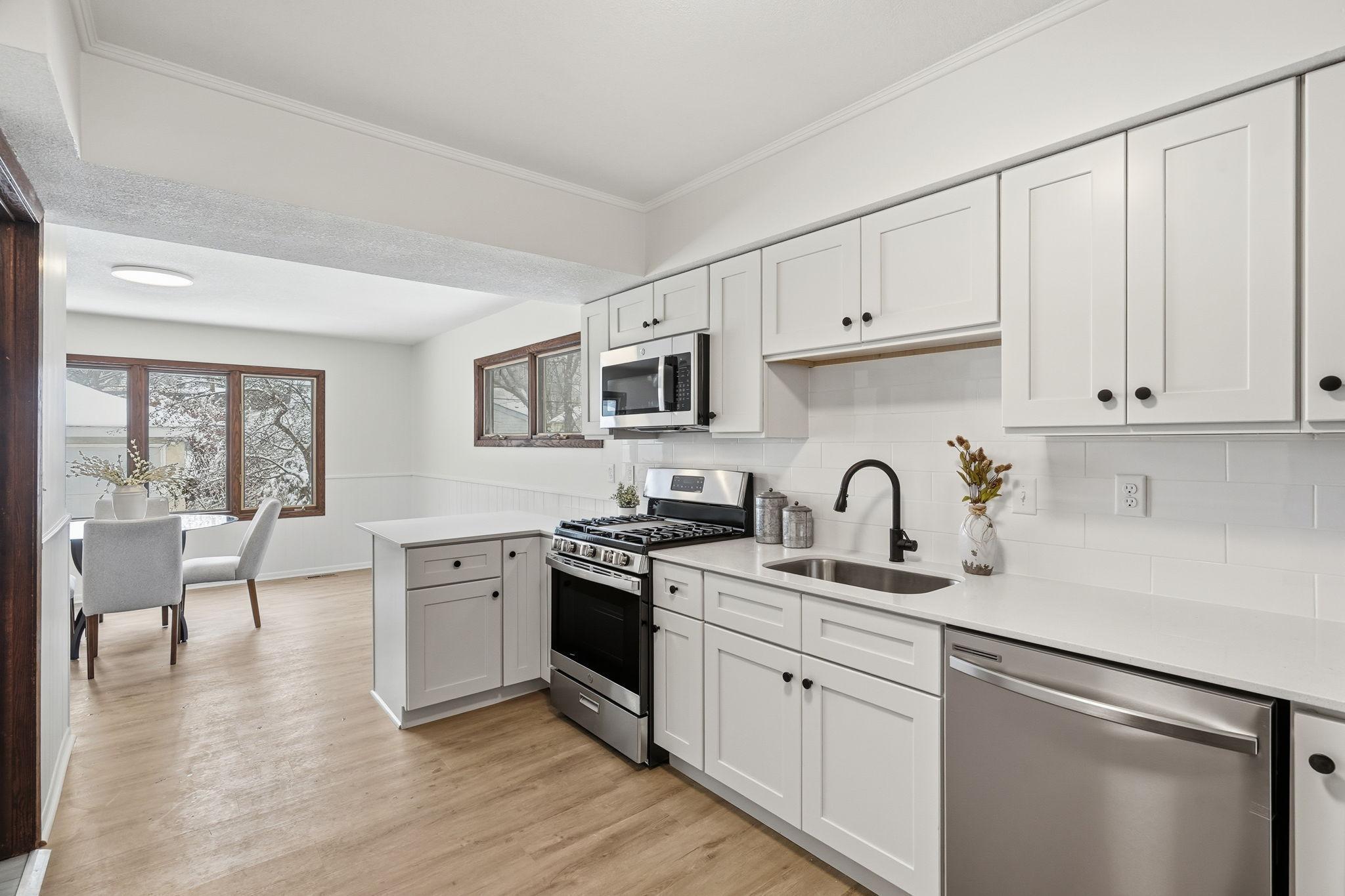 1981 Minnehaha Avenue E