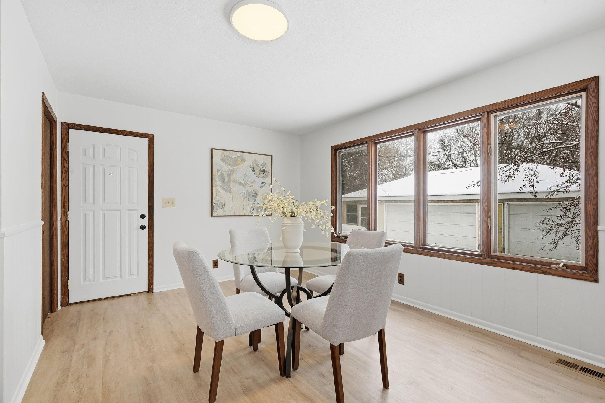 1981 Minnehaha Avenue E