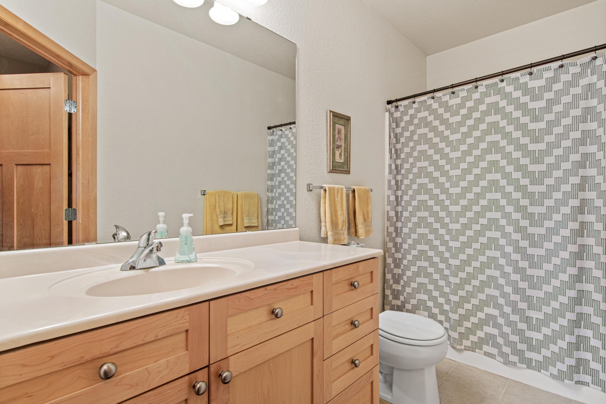 1800 Graham Avenue Unit: 332