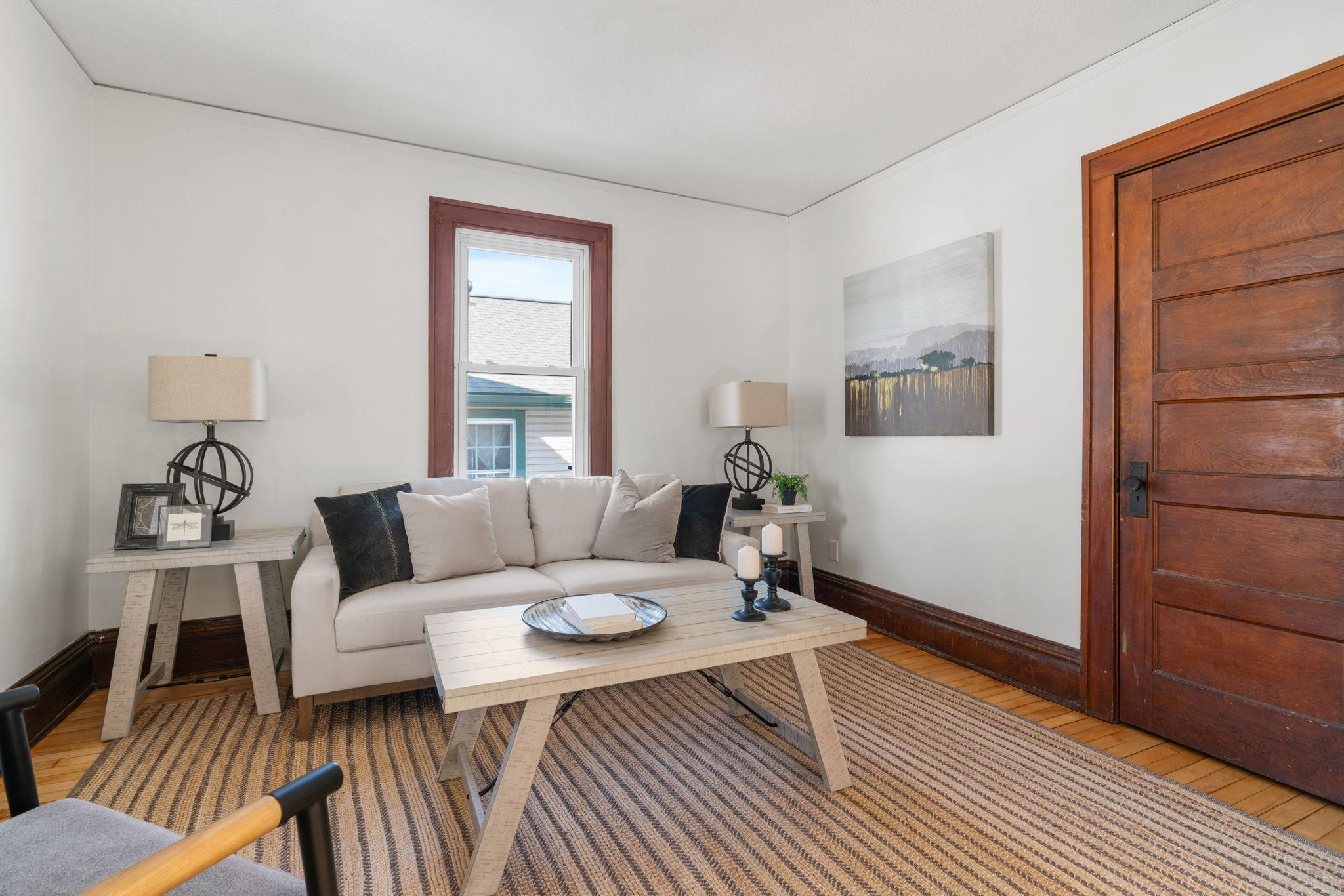 3850 Colfax Avenue N