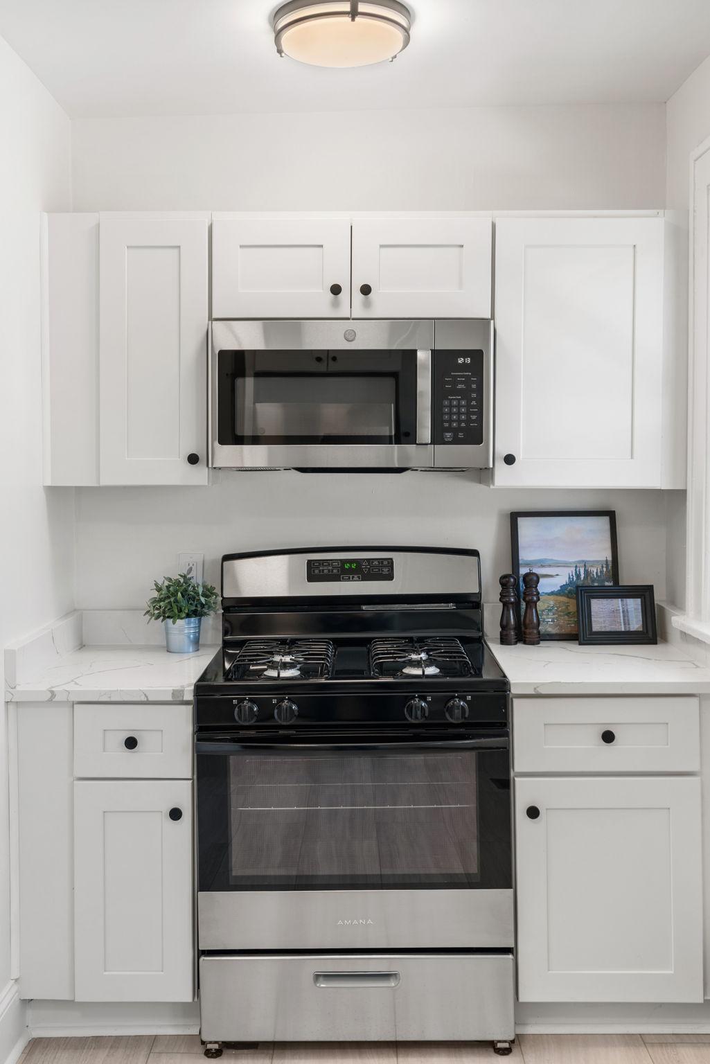 3850 Colfax Avenue N