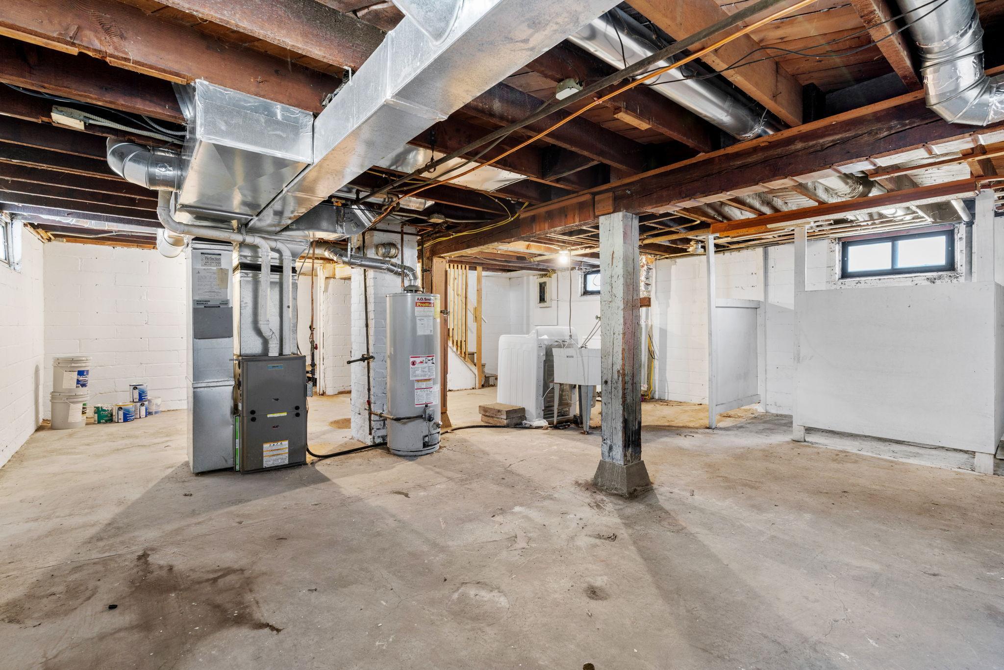 3850 Colfax Avenue N