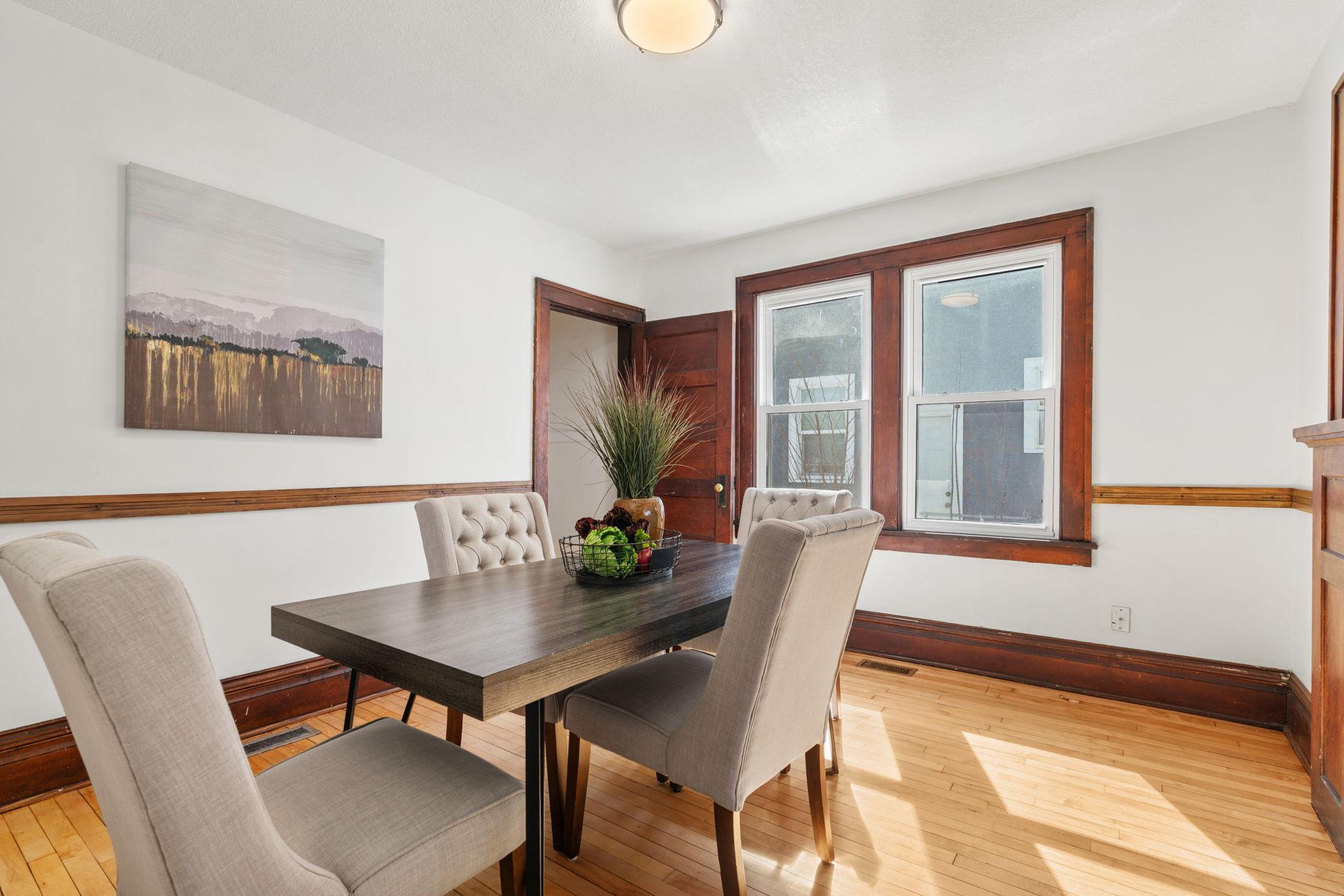 3850 Colfax Avenue N