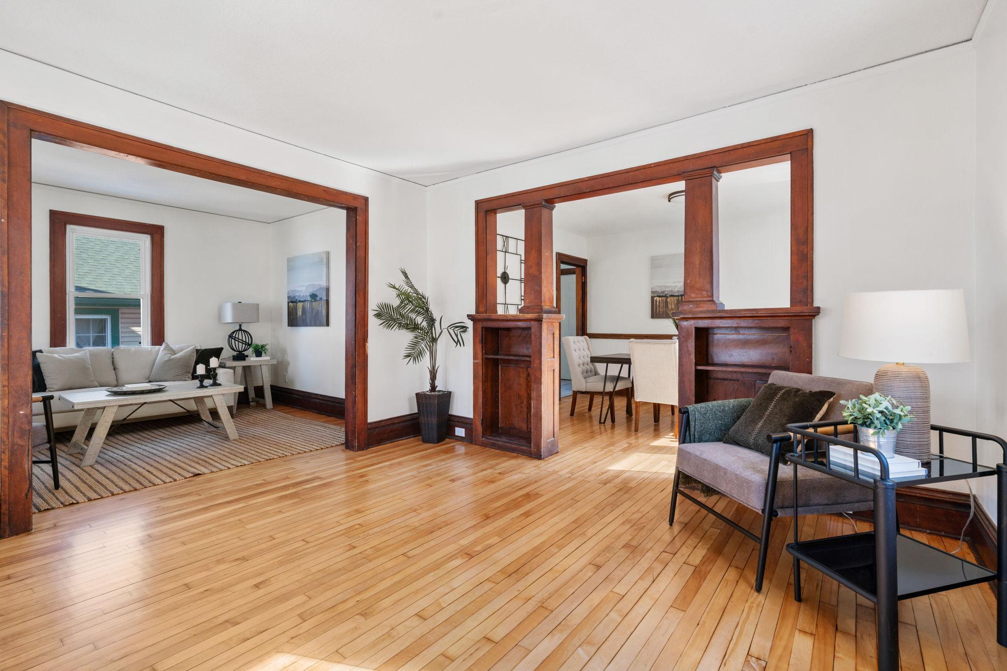 3850 Colfax Avenue N