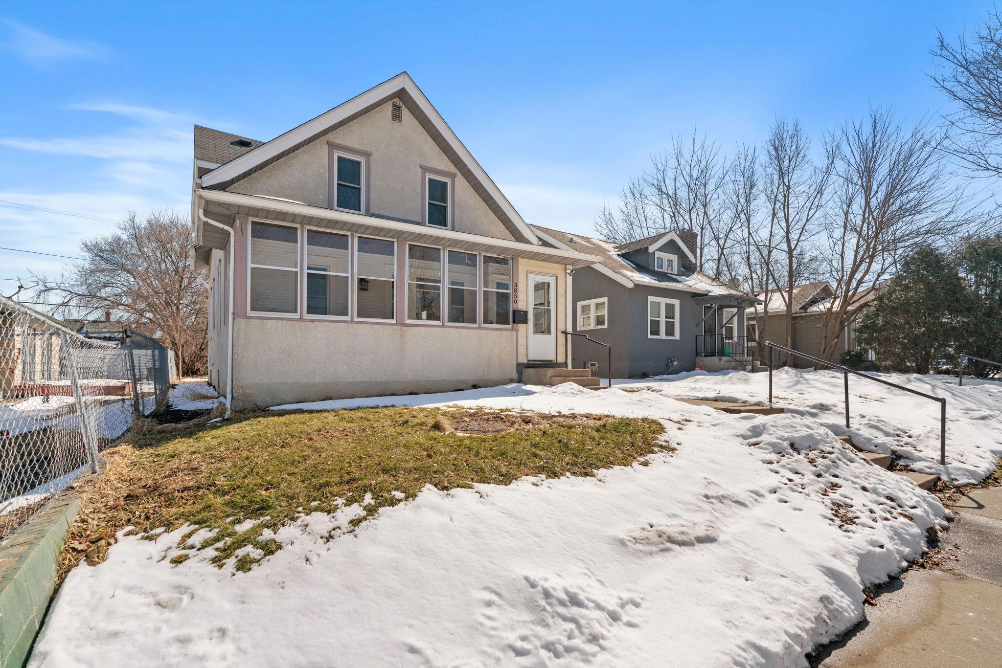 3850 Colfax Avenue N