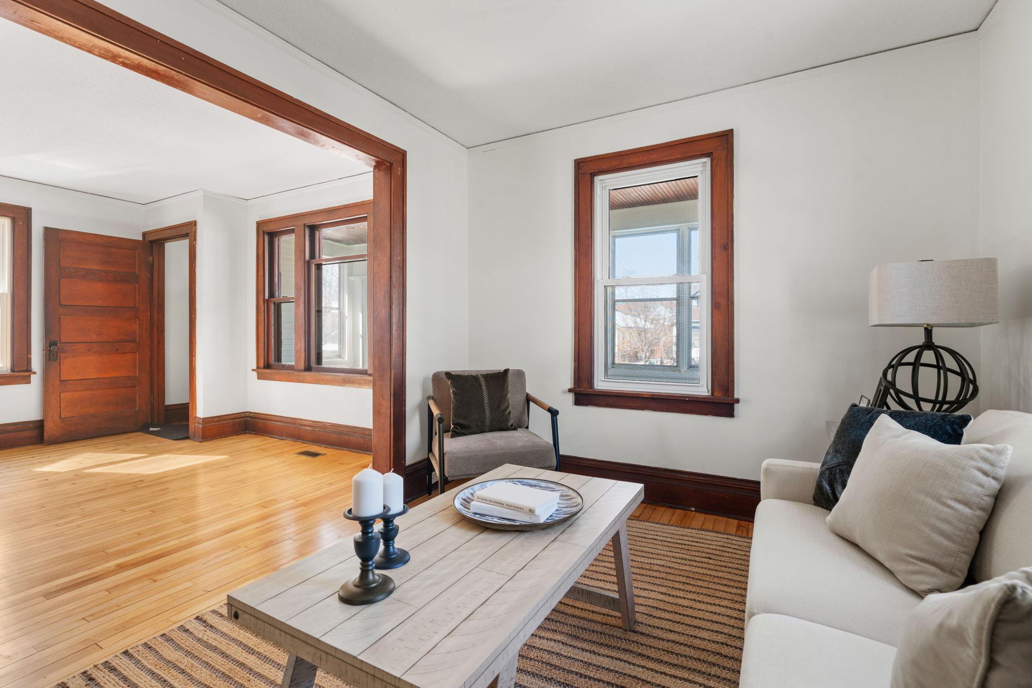 3850 Colfax Avenue N